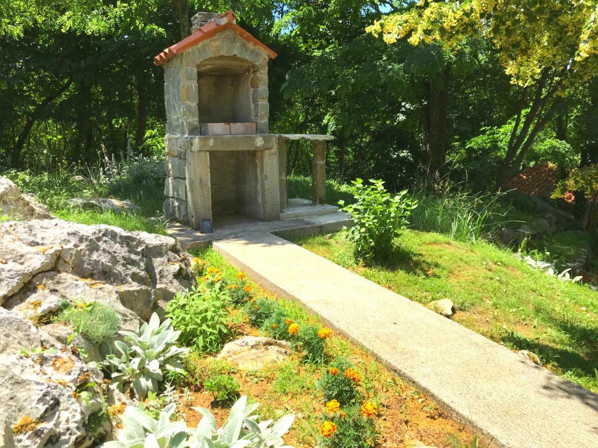 Holiday Home Deni Roč 외부 사진